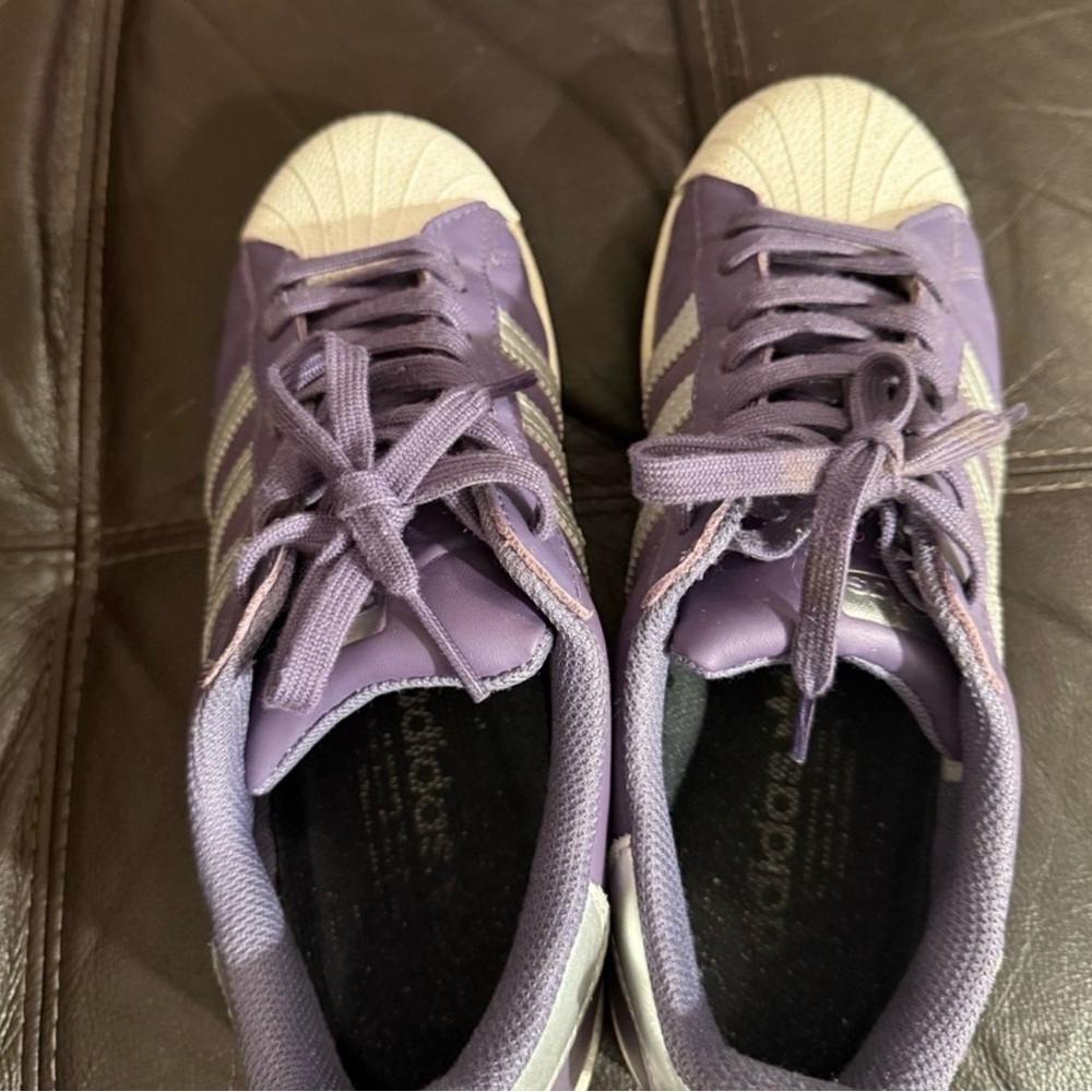Adidas superstar sneakers size 9
